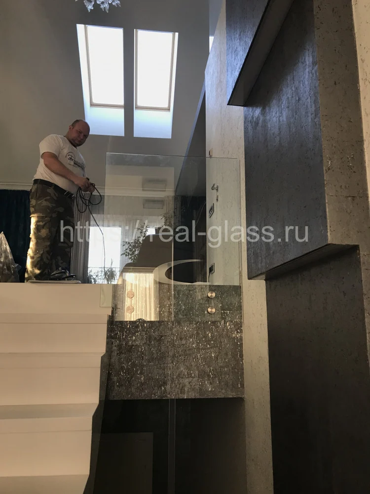 Ограждение на фурнитуре фирмы Q-railing