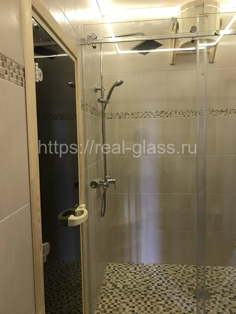 Комплекс откатных душевых