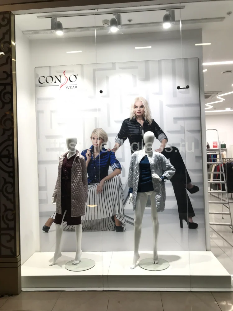 Перегородка в магазине Conso
